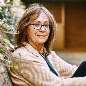 Maria Tatar