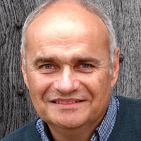 Dean Jobb